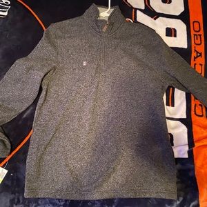 Izod pullover/ brand new